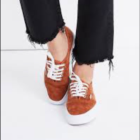 Madewell Cali Demi-Boot Jeans in Berkeley Black - Picture 3 of 6